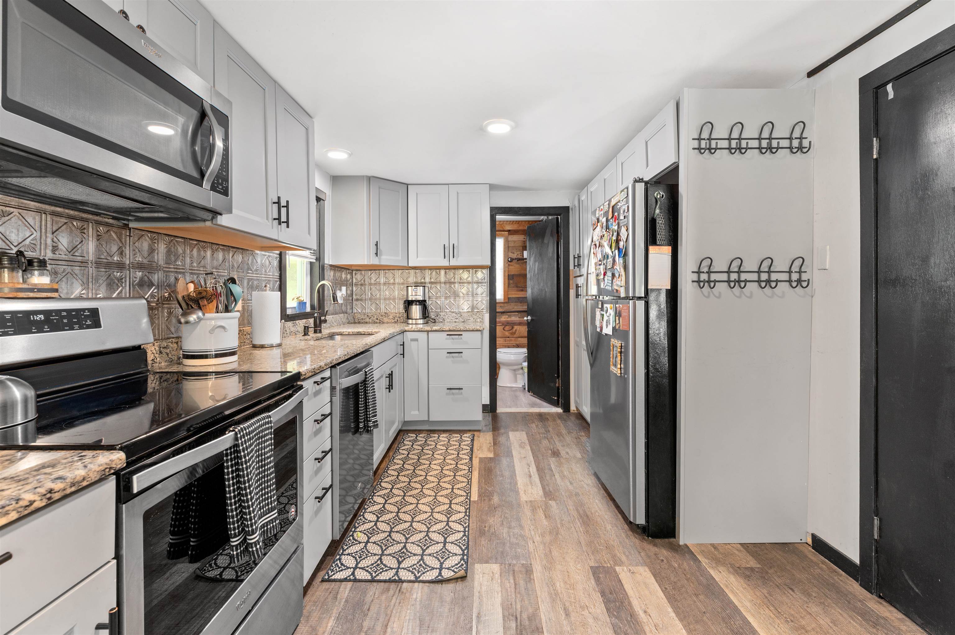 35 Alpstrausse Bartlett, NH 03845 - Photo 12 of 42