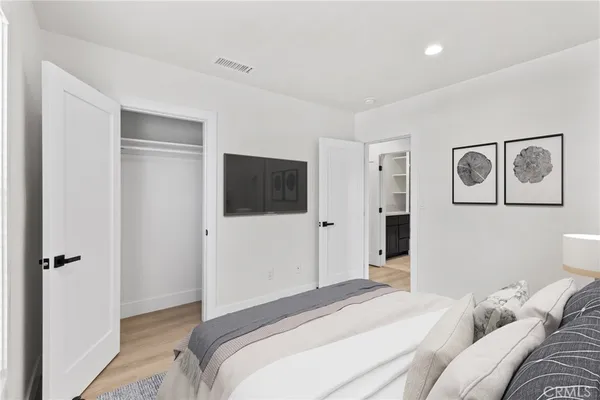 a view of an empty walk in closet