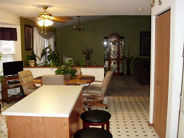 3307 Retriever Road Columbus, OH 43232 - Photo 3 of 18 Gallery Image 3