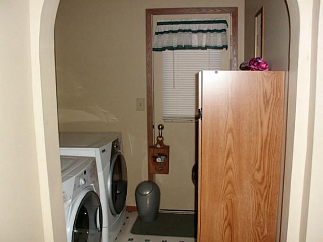 3307 Retriever Road Columbus, OH 43232 - Photo 10 of 18 Gallery Image 10