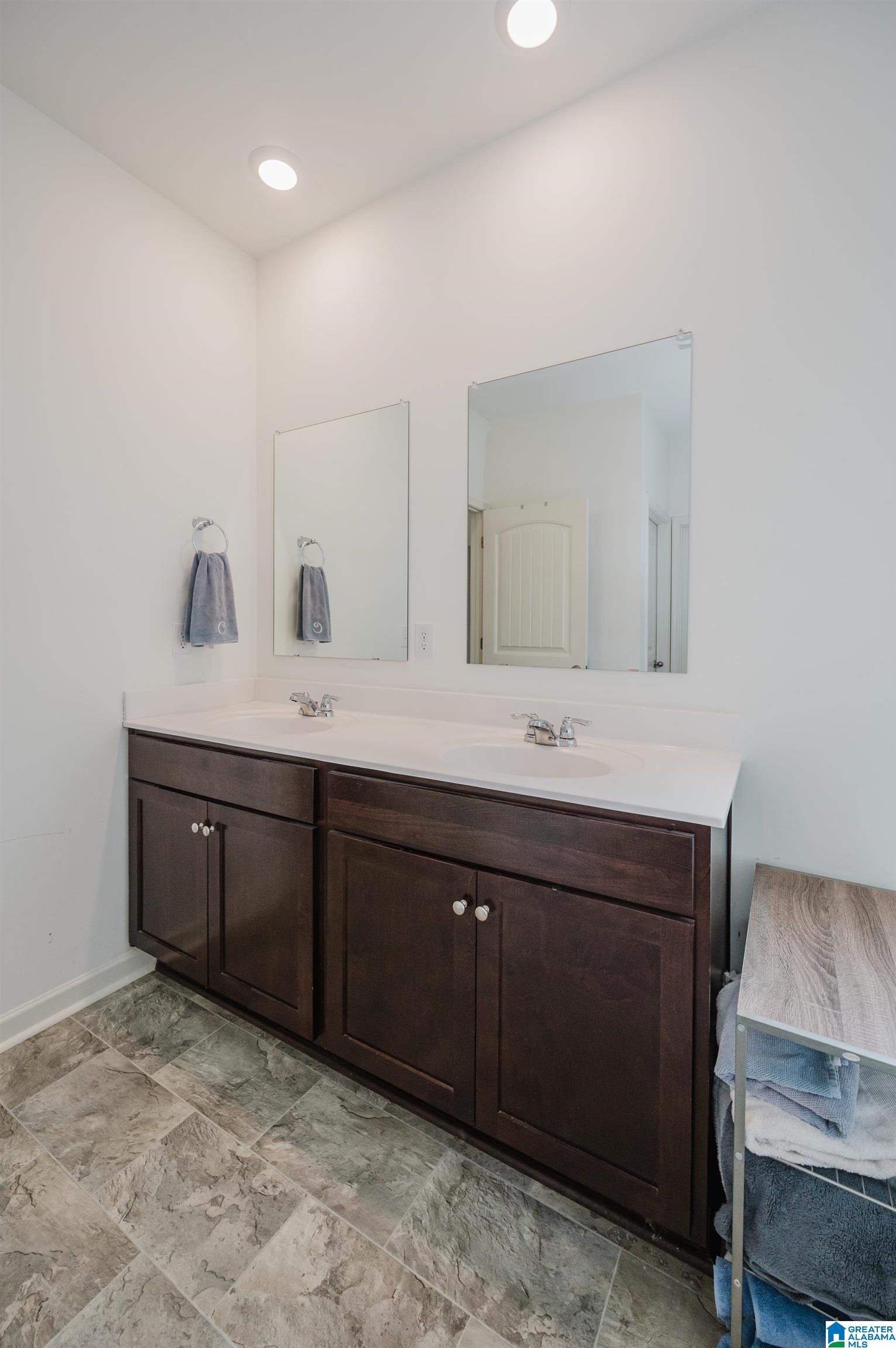 4049 Pk Cv Way Chelsea, AL 35043 - Photo 23 of 40