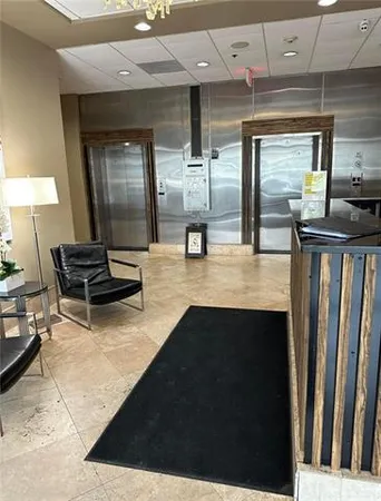 $1,600 | 1205 St Charles Avenue, Unit 209, New Orleans, LA 70130