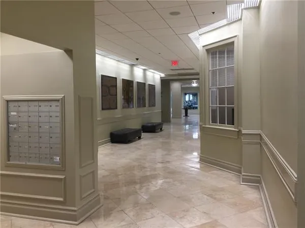 $1,600 | 1205 St Charles Avenue, Unit 209, New Orleans, LA 70130