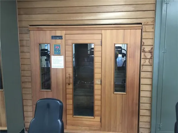 $1,600 | 1205 St Charles Avenue, Unit 209, New Orleans, LA 70130