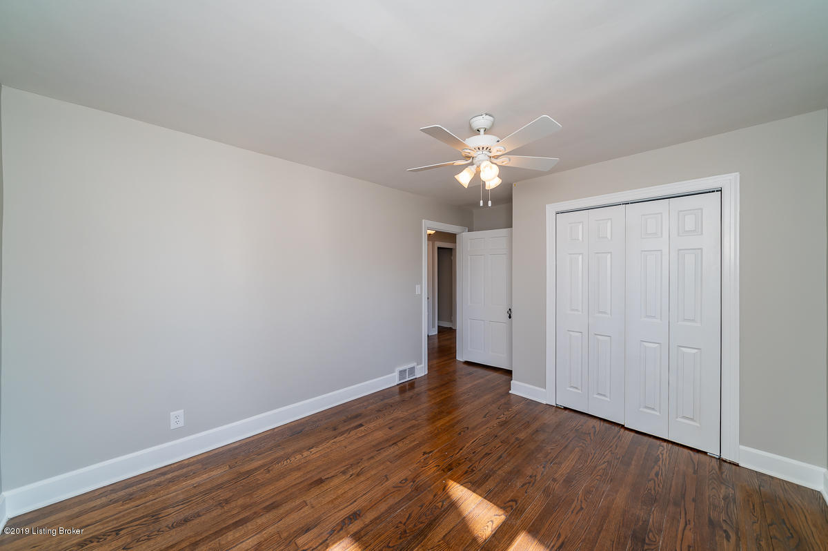 2807 Ralph Avenue Louisville, KY 40216 - Photo 24 of 51 24