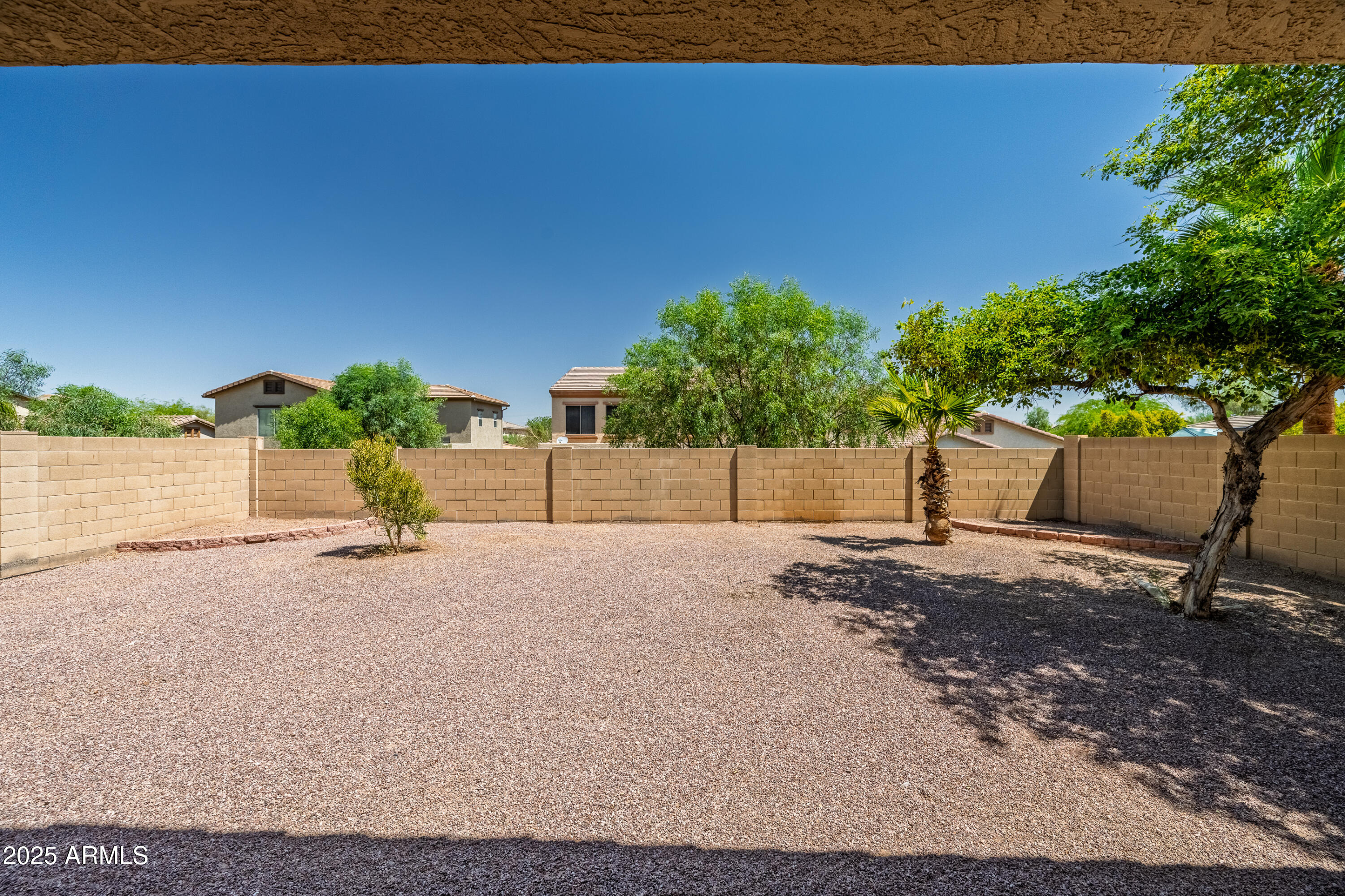 5416 West Beverly Road Laveen, AZ 85339 - Photo 30 of 41 a backyard of a house
