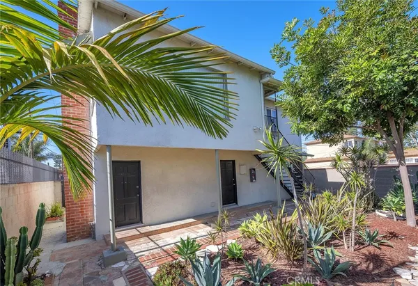 $1,750,000 | 2363 Torrance Boulevard, Torrance, CA 90501