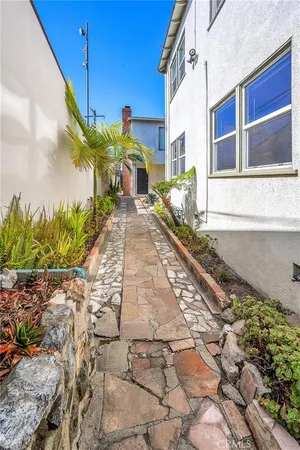 $1,750,000 | 2363 Torrance Boulevard, Torrance, CA 90501