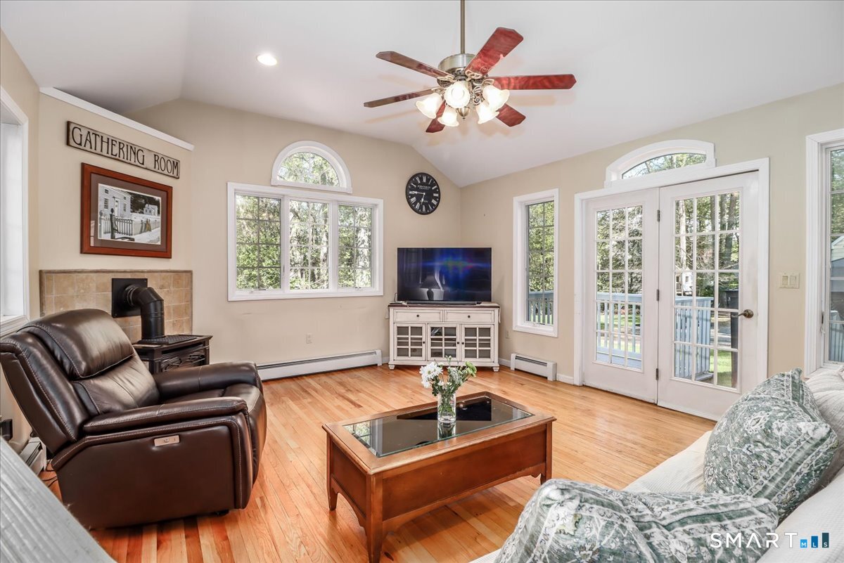 315 Booth Hill Road Trumbull, CT 06611 - Photo 12 of 33
