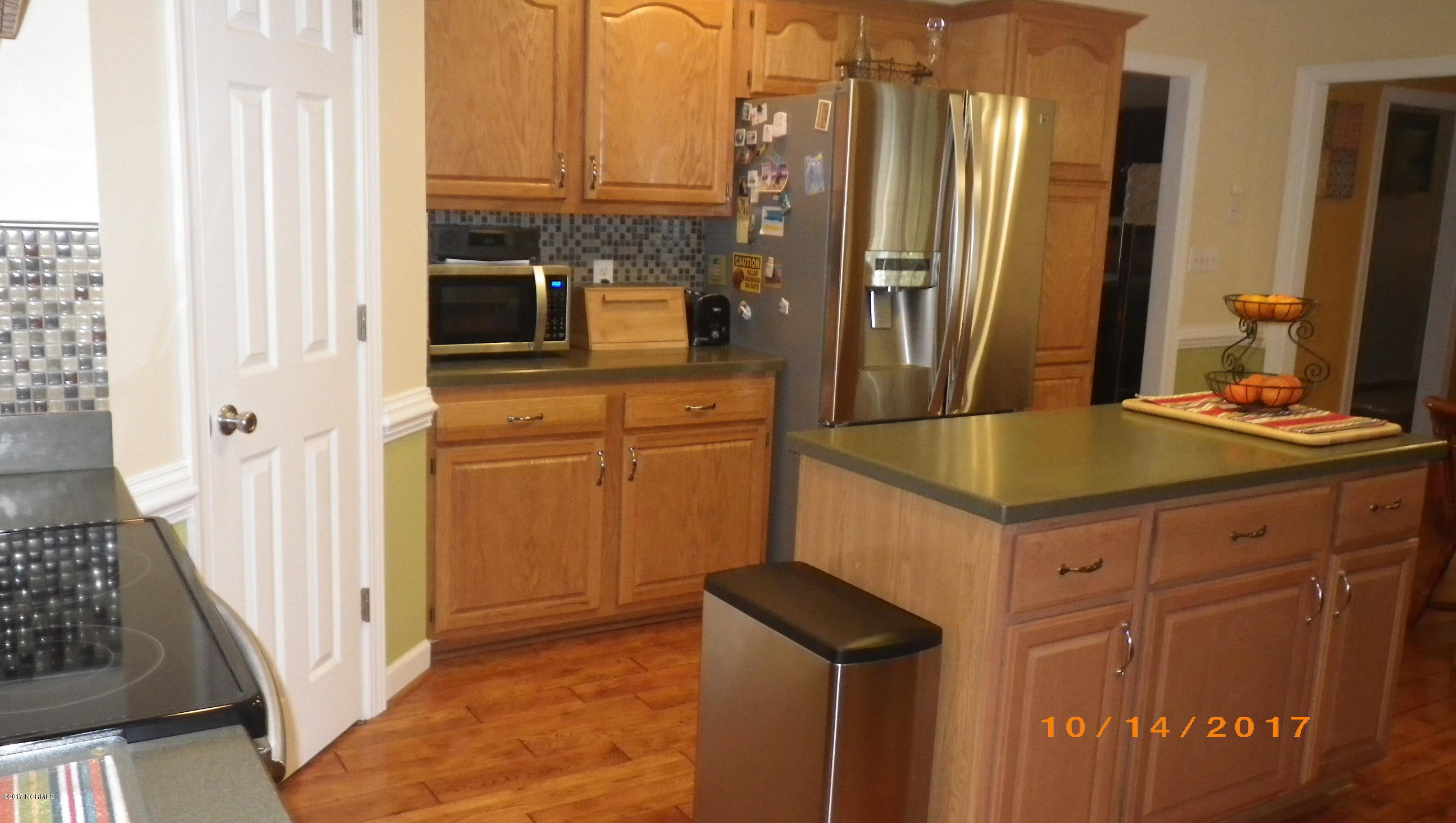 1247 North Bryan Road Jacksonville, NC 28546 - Photo 6 of 32 Kitchen