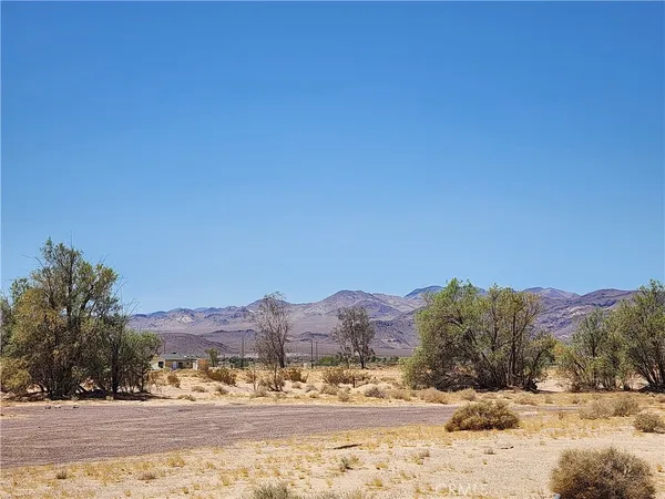 $200,000 | 31312 Fort Cady Road, Newberry Springs, CA 92365