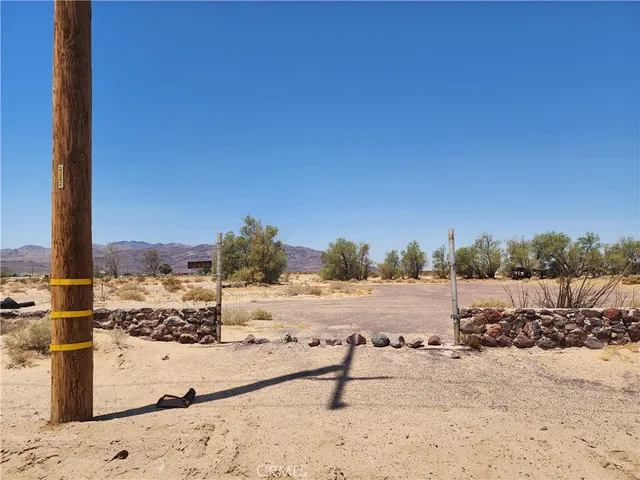 $200,000 | 31312 Fort Cady Road, Newberry Springs, CA 92365