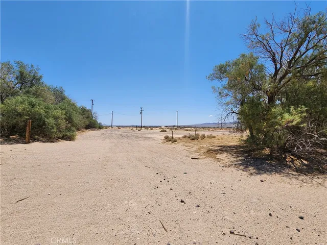 $200,000 | 31312 Fort Cady Road, Newberry Springs, CA 92365