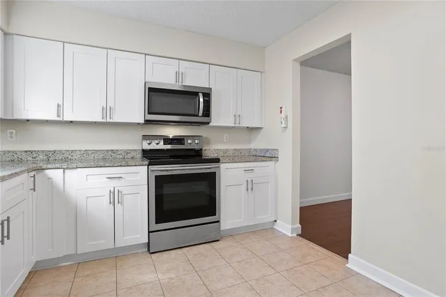 $1,750 | 200 St Andrews Boulevard, Unit 3301, Winter Park, FL 32792