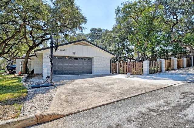 $415,000 | 9623 Barcelona Drive, San Antonio, TX 78230
