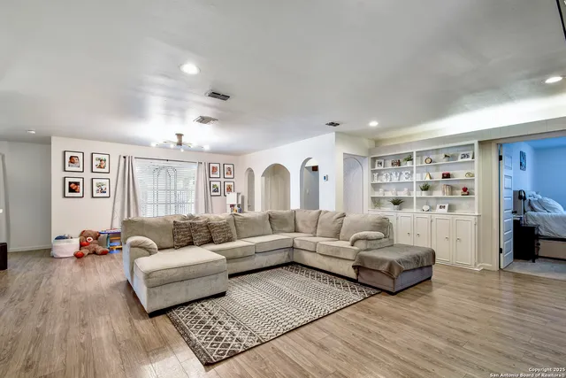 $415,000 | 9623 Barcelona Drive, San Antonio, TX 78230