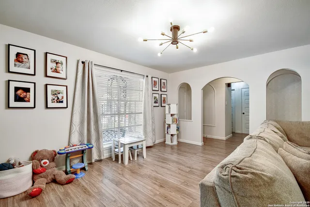 $415,000 | 9623 Barcelona Drive, San Antonio, TX 78230