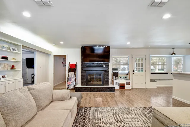 $415,000 | 9623 Barcelona Drive, San Antonio, TX 78230