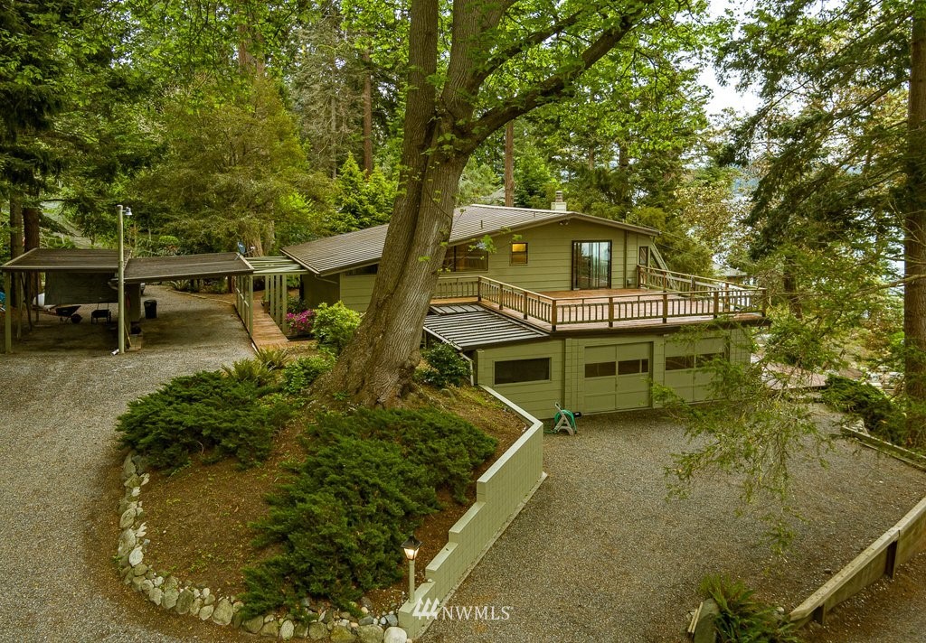 6907 Salmon Beach Road Anacortes, WA 98221 - Photo 2 of 40