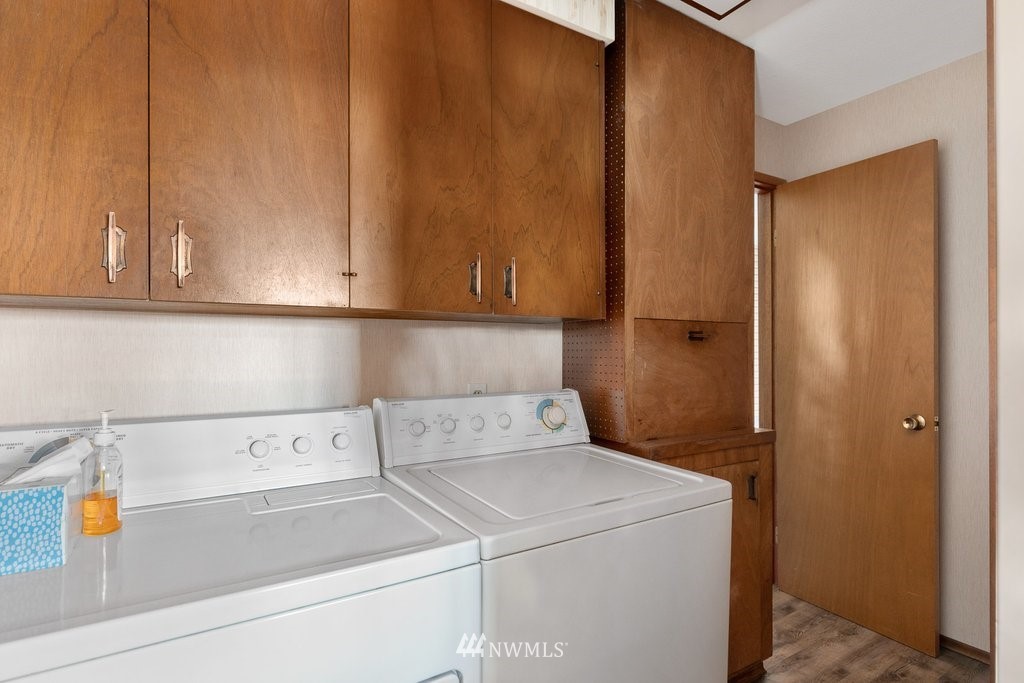 6907 Salmon Beach Road Anacortes, WA 98221 - Photo 16 of 40