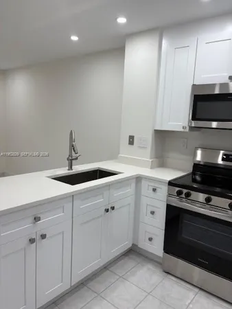 $1,850 | 2154 West 60th Street, Unit 12215, Hialeah, FL 33016