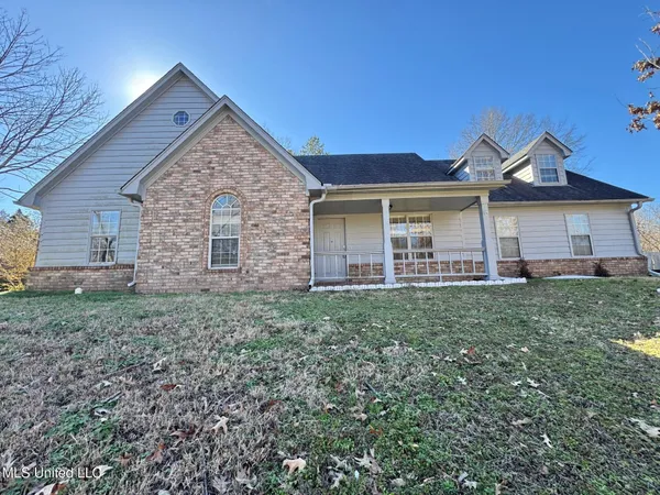 $320,000 | 4497 Star Landing Road, Nesbit, MS 38651