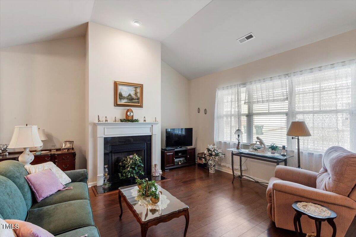 07-4712 Bright Pebble Court [2048841]_07
