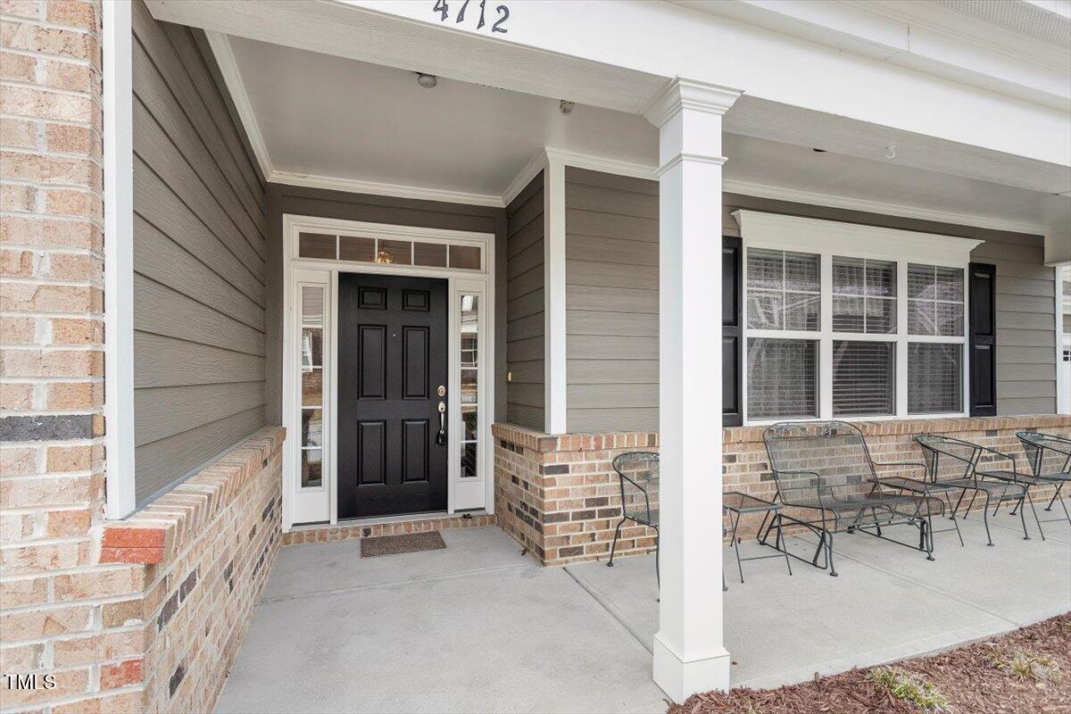 04-4712 Bright Pebble Court [2048841]_04