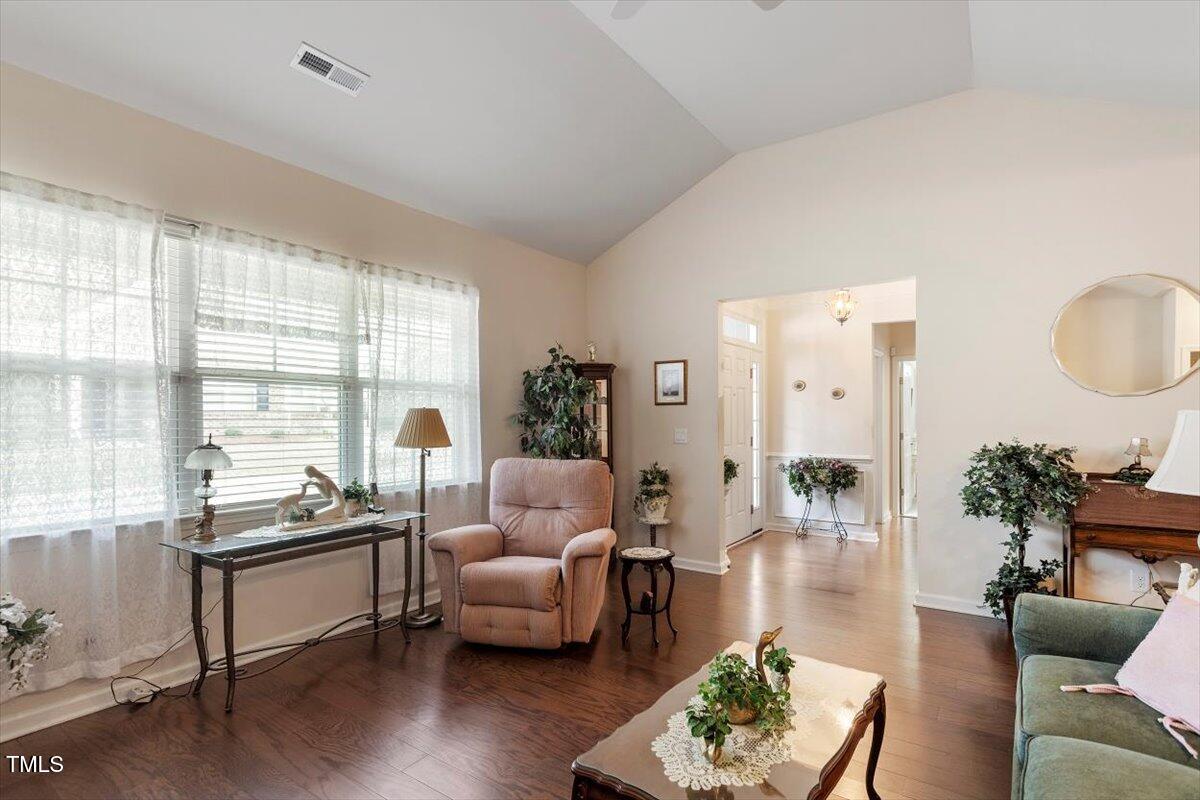 09-4712 Bright Pebble Court [2048841]_09