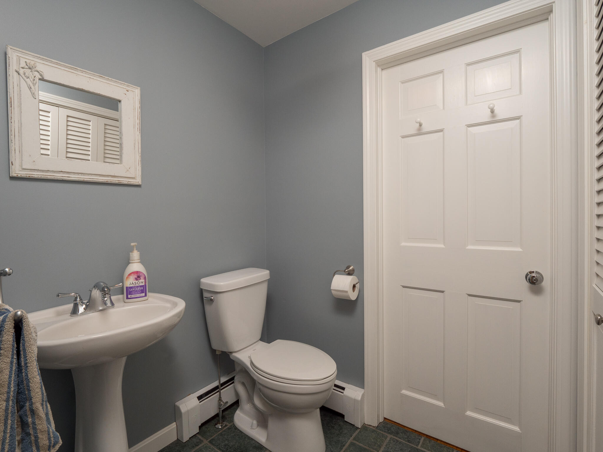 211 Paradise Road Bethel, ME 04217 - Photo 27 of 76 211 Paradise int-11