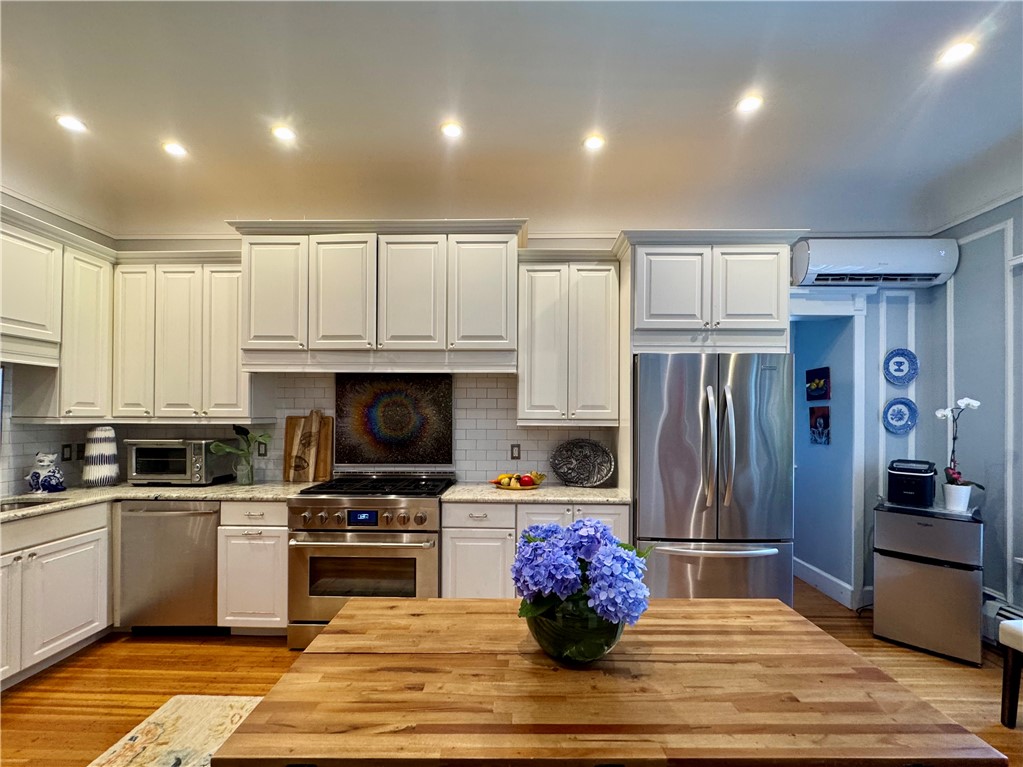 24 Walnut Street Pawtucket, RI 02860 - Photo 8 of 50