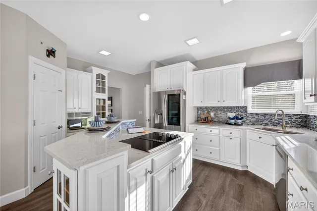 $595,000 | 219 Braddock Way, St. Peters, MO 63376