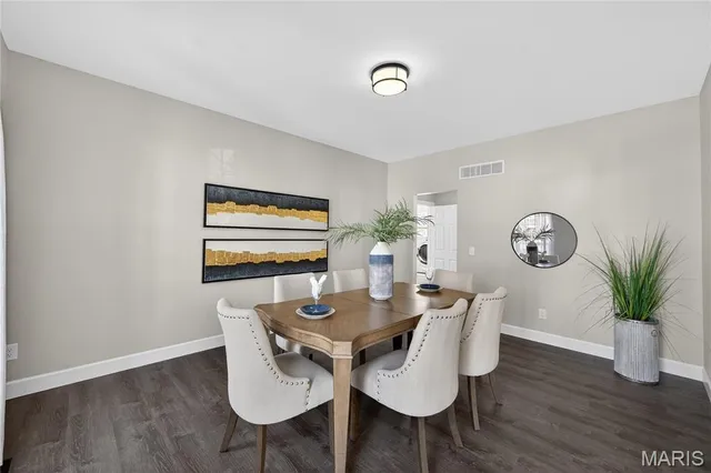 $595,000 | 219 Braddock Way, St. Peters, MO 63376