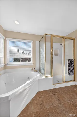 $595,000 | 219 Braddock Way, St. Peters, MO 63376