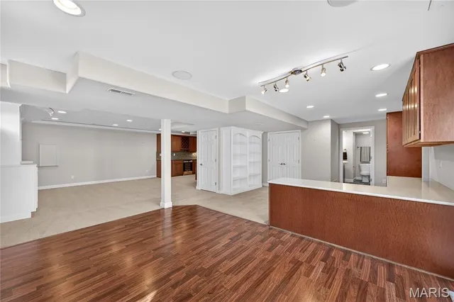 $595,000 | 219 Braddock Way, St. Peters, MO 63376