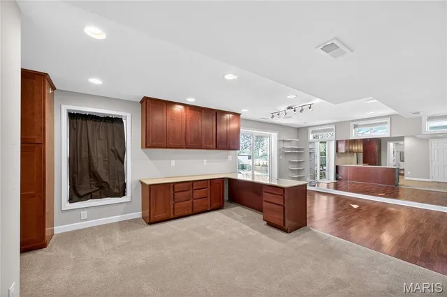 $595,000 | 219 Braddock Way, St. Peters, MO 63376