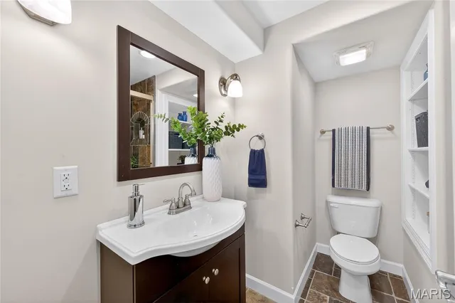 $595,000 | 219 Braddock Way, St. Peters, MO 63376