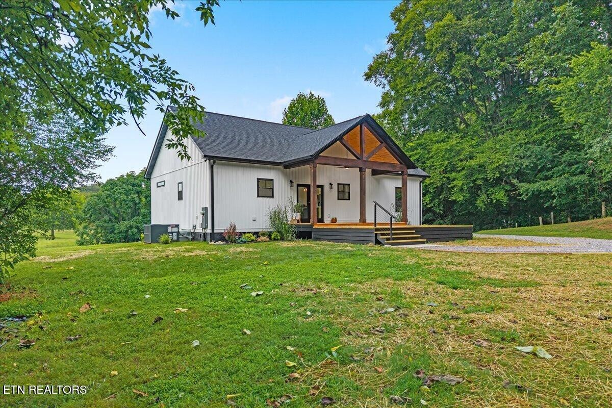 225 Summit Road Madisonville, TN 37354 - Photo 6 of 18