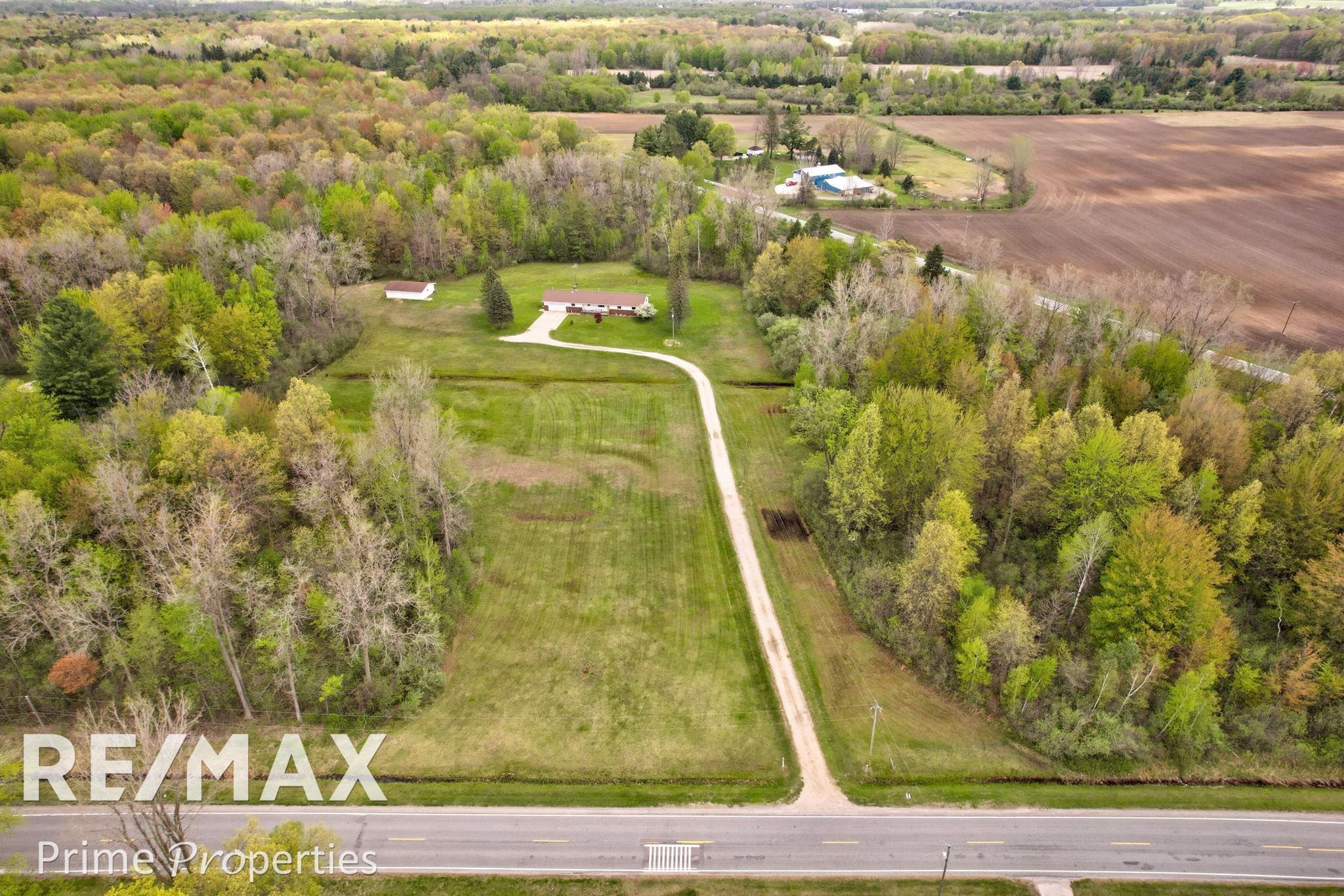 4301 Curtis Road Birch Run, MI 48415 - Photo 49 of 59 50208296-6c30aa66-926e-4d78-9097-23c125c97bdc.JPG