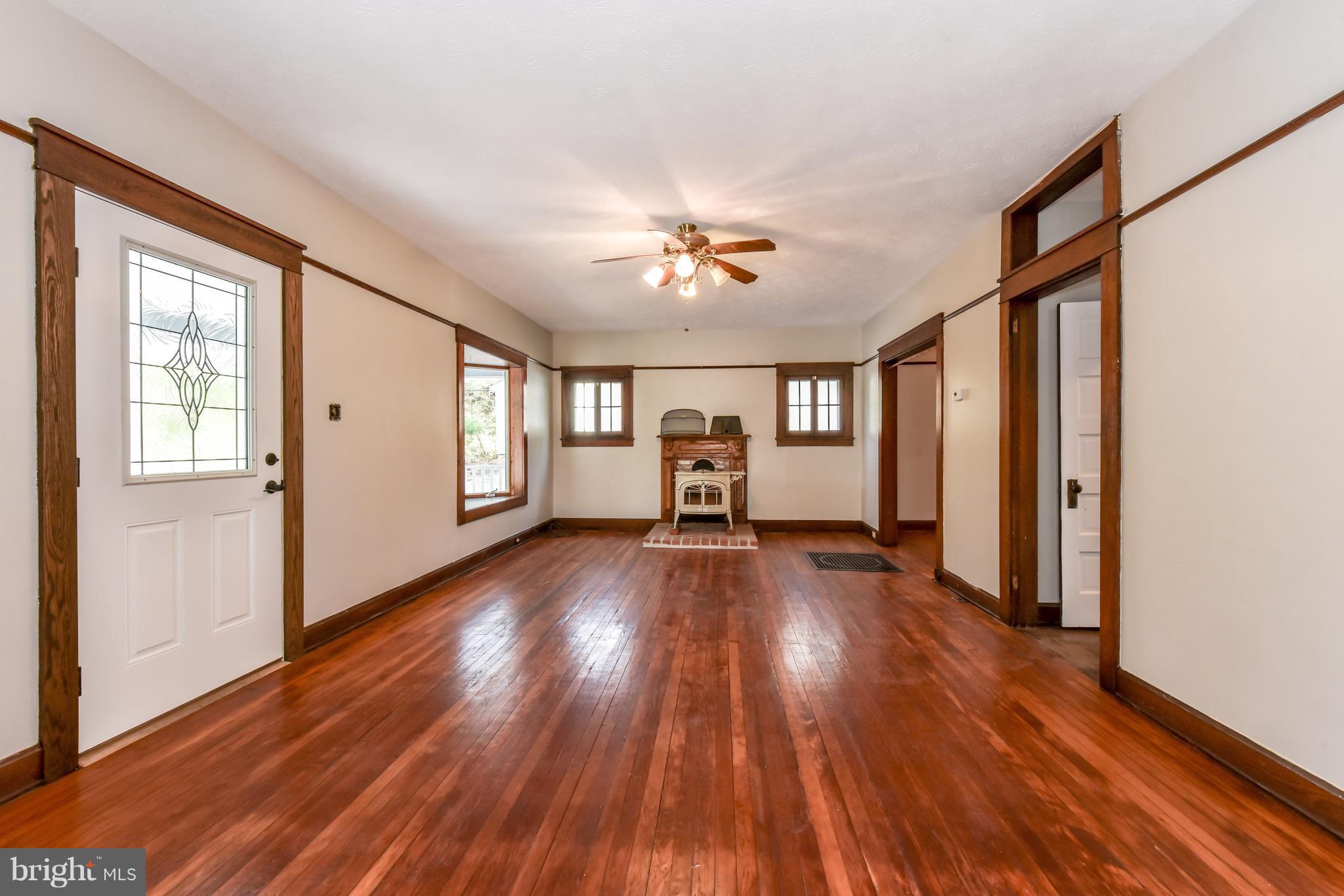 64 Rowlandsville Road Conowingo, MD 21918 - Photo 5 of 30 GORGEOUS HARDWOODS