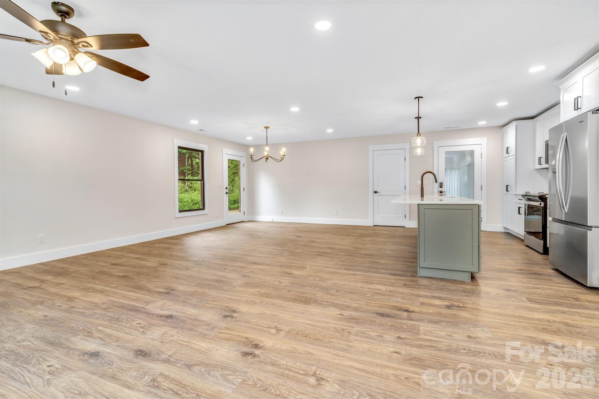 4 Barnes Road Asheville, NC 28803 - Photo 6 of 45