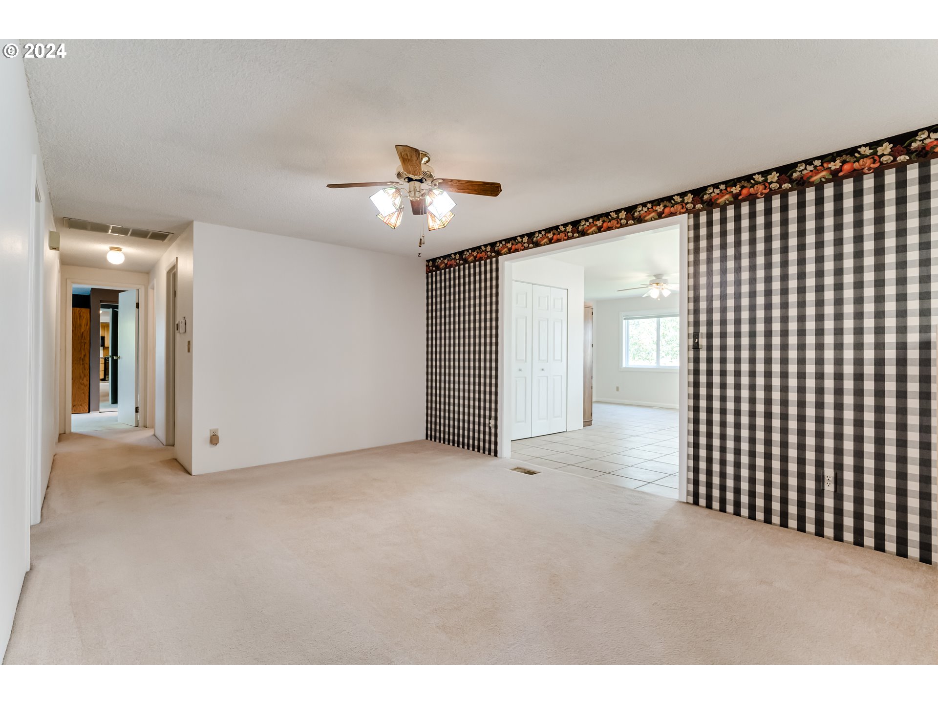 88645 Fisher Road Eugene, OR 97402 - Photo 11 of 46 Gallery Image 11