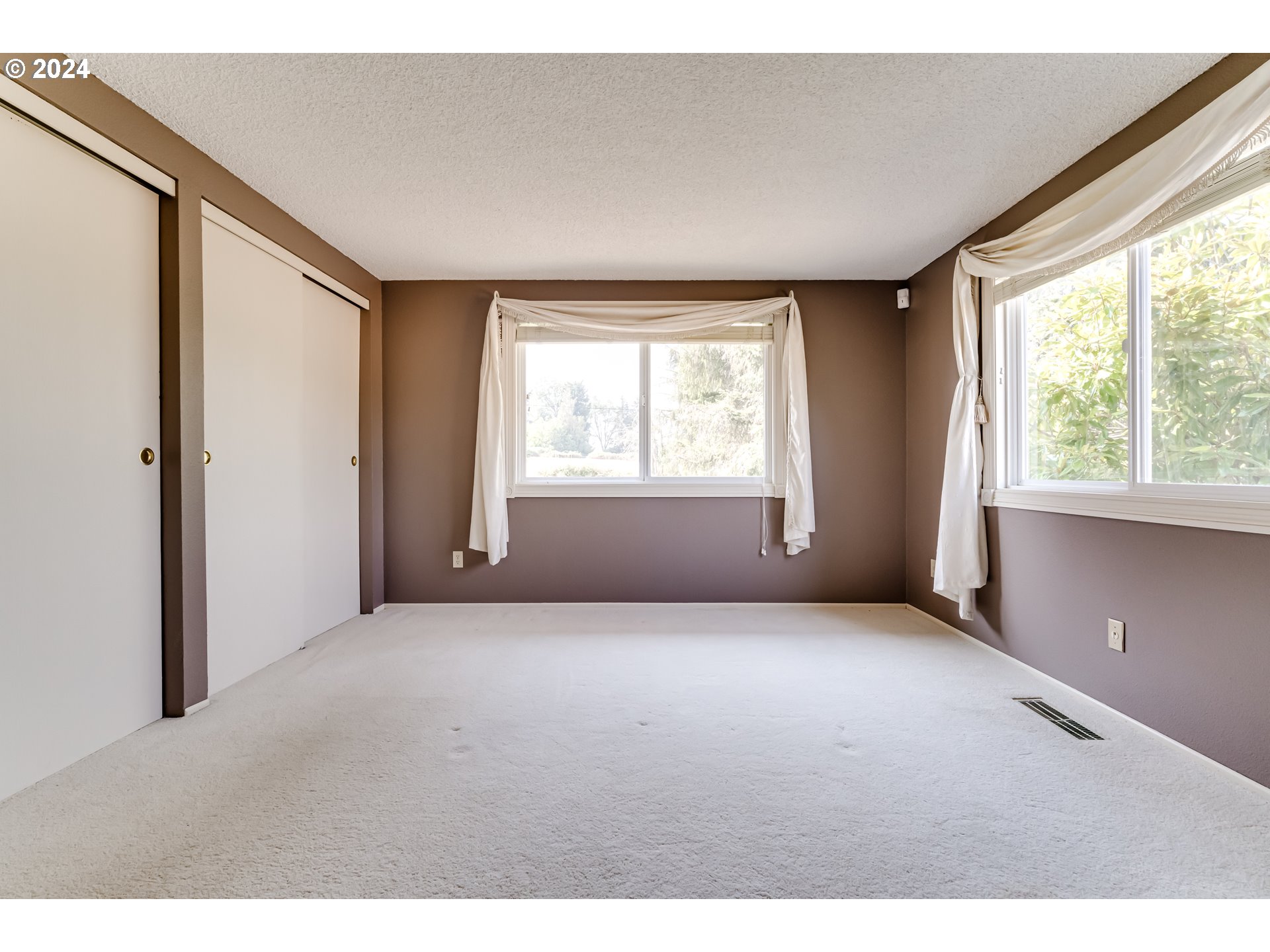88645 Fisher Road Eugene, OR 97402 - Photo 21 of 46 Gallery Image 21