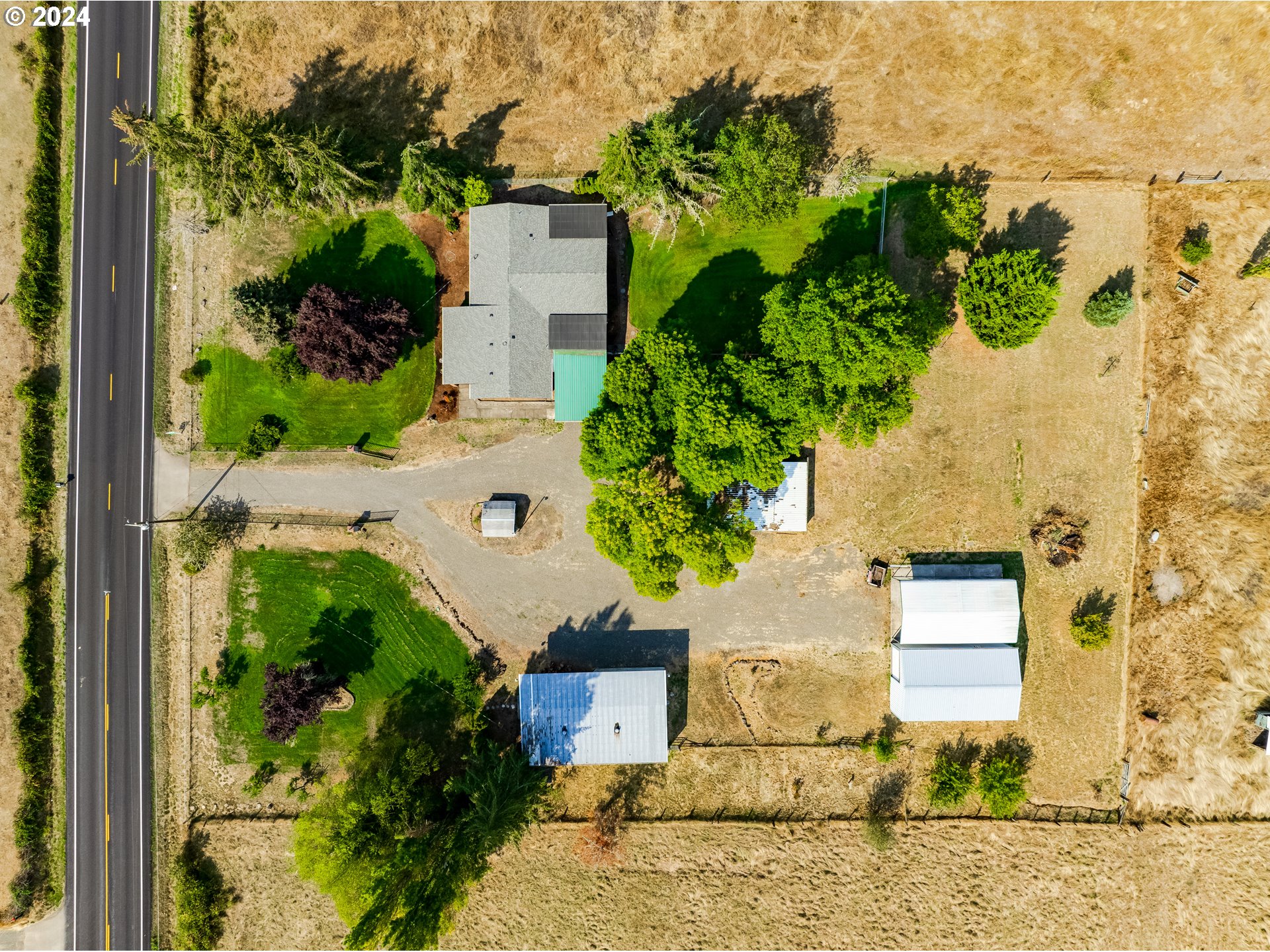 88645 Fisher Road Eugene, OR 97402 - Photo 4 of 46 Gallery Image 4