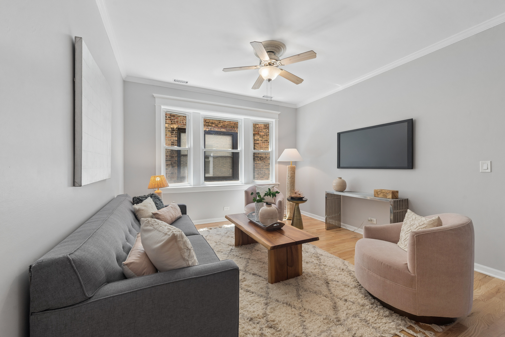 4340 North Sheridan Road, Unit 2S Chicago, IL 60613 - Photo 12 of 22
