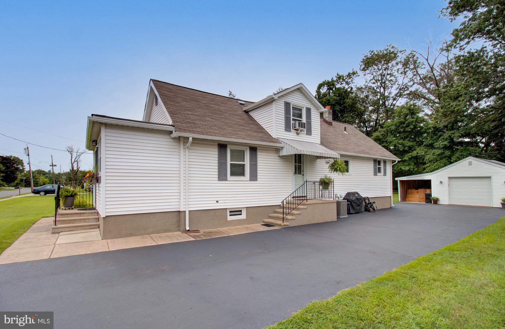 343 Rutgers Avenue Hamilton, NJ 08619 - Photo 28 of 32