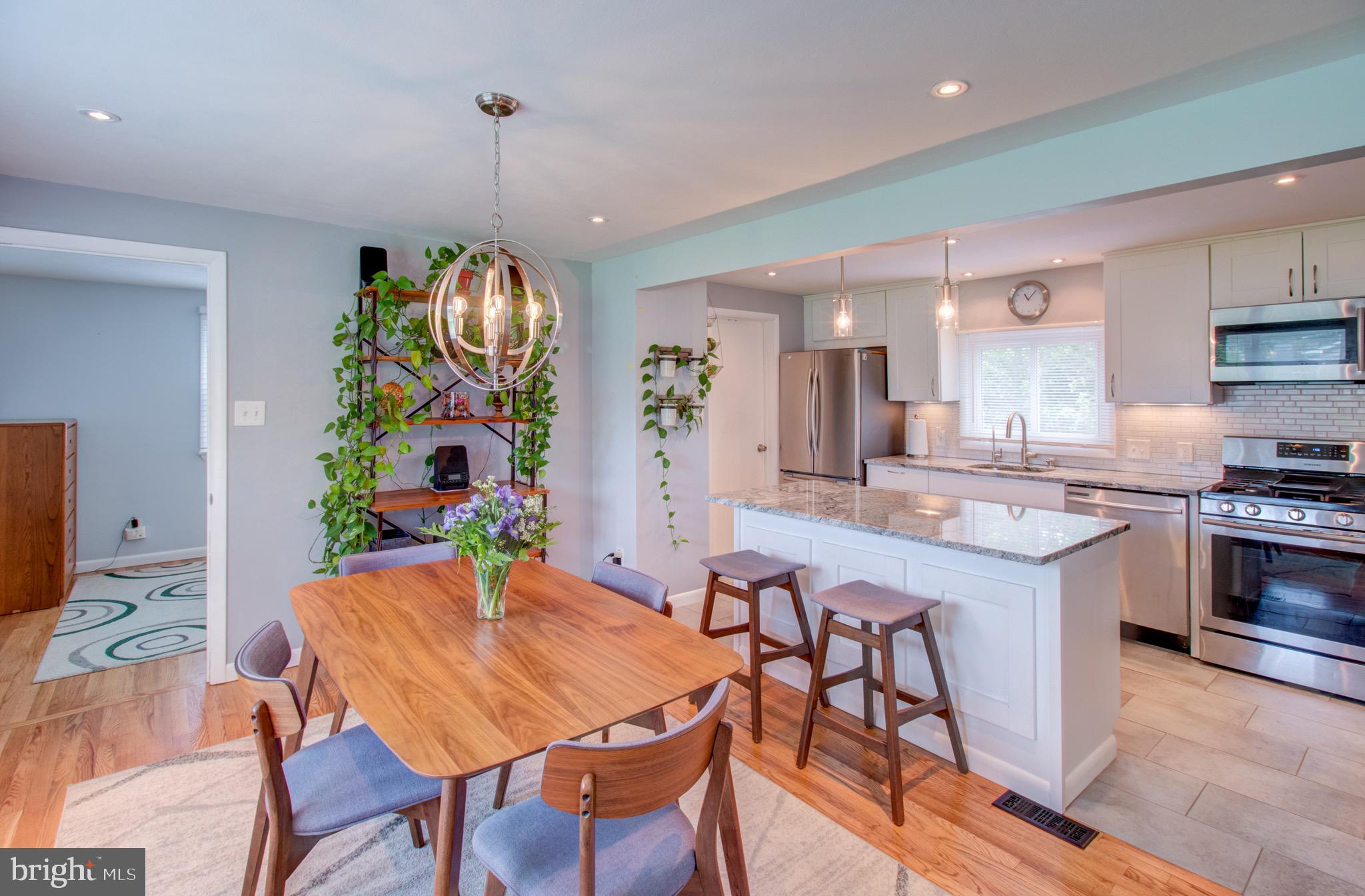 343 Rutgers Avenue Hamilton, NJ 08619 - Photo 7 of 32