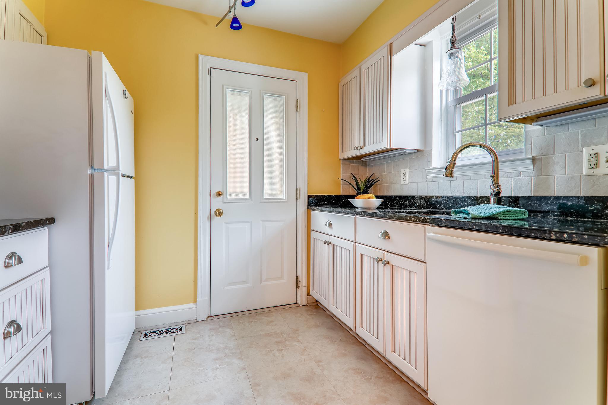 8605 Springvale Road Silver Spring, MD 20910 - Photo 16 of 55