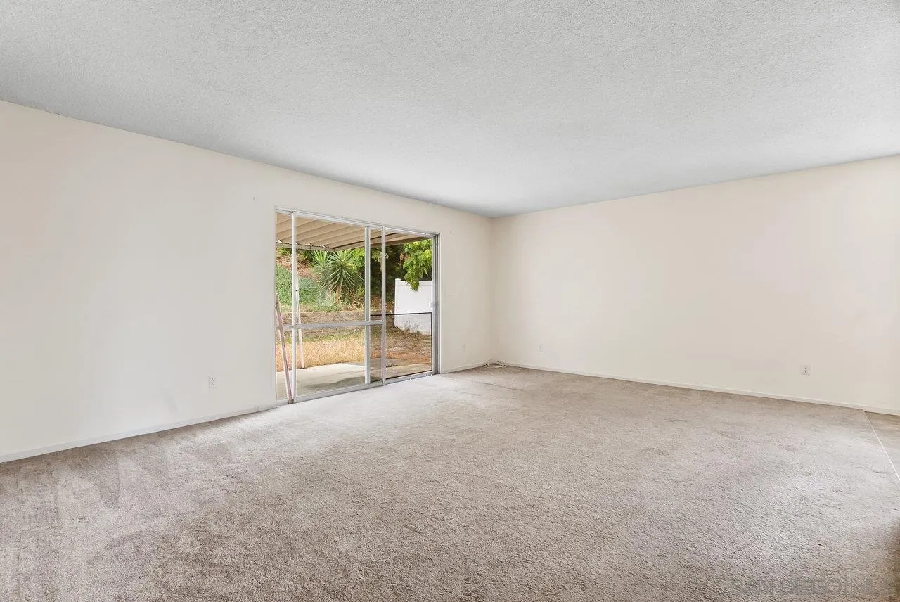 8715 Vista Del Verde El Cajon, CA 92021 - Photo 13 of 30 an empty room with windows