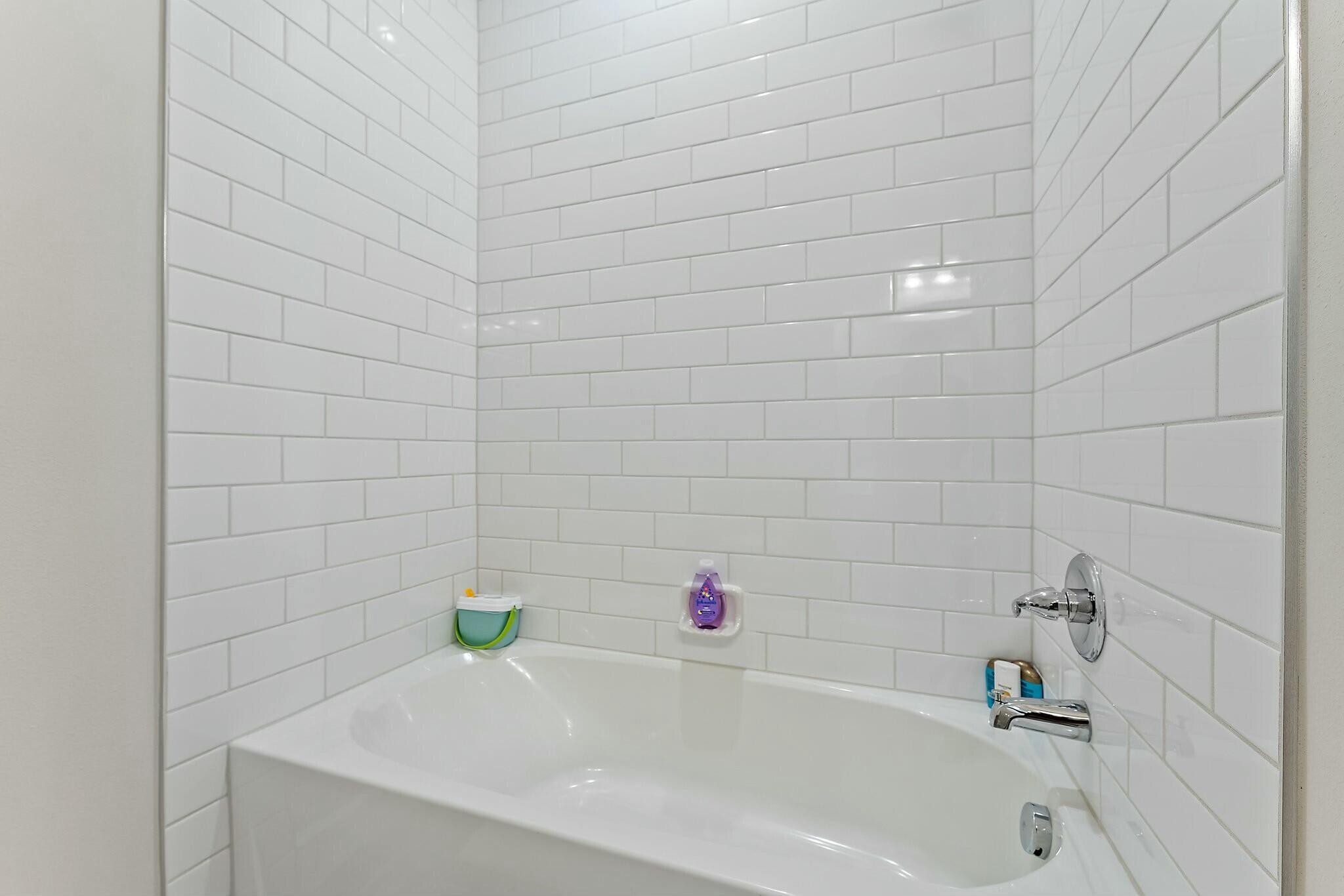 200 Southwest Pomeroy Street Stuart, FL 34997 - Photo 11 of 76 tempImageZHwUlG